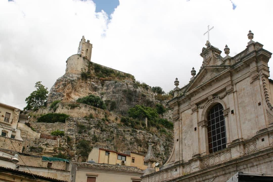 موديكا Palazzo Il Cavaliere B&B De Charme المظهر الخارجي الصورة