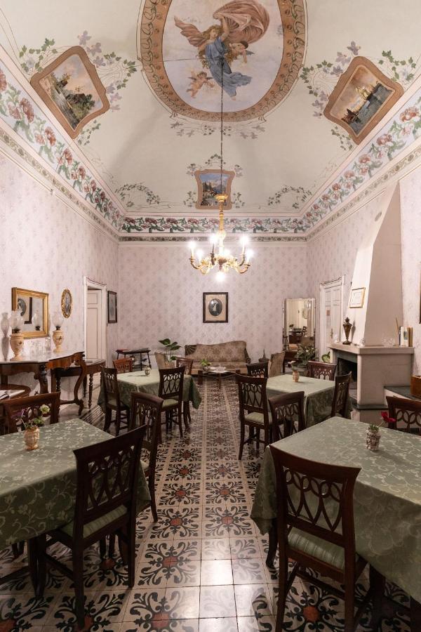 موديكا Palazzo Il Cavaliere B&B De Charme المظهر الخارجي الصورة