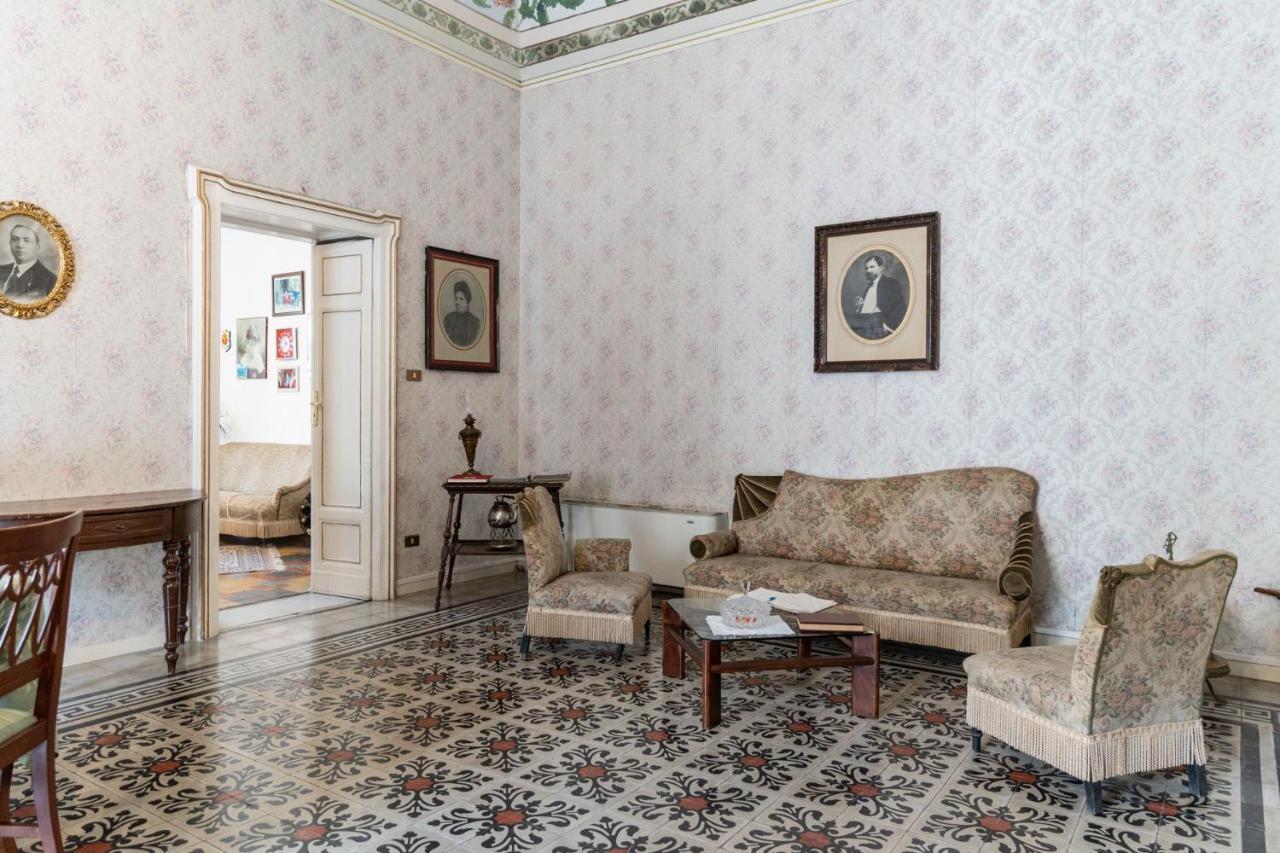 موديكا Palazzo Il Cavaliere B&B De Charme المظهر الخارجي الصورة