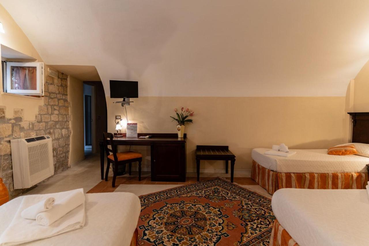 موديكا Palazzo Il Cavaliere B&B De Charme المظهر الخارجي الصورة