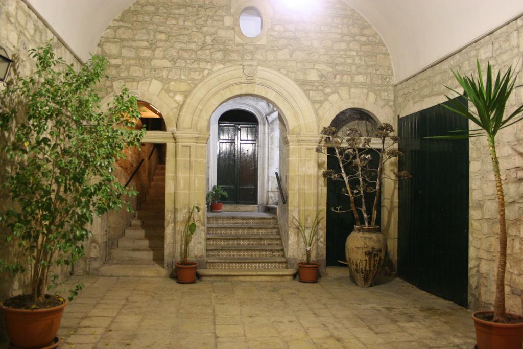 موديكا Palazzo Il Cavaliere B&B De Charme المظهر الخارجي الصورة