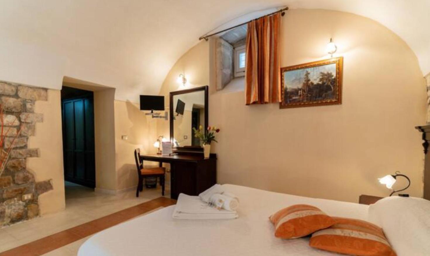 موديكا Palazzo Il Cavaliere B&B De Charme المظهر الخارجي الصورة