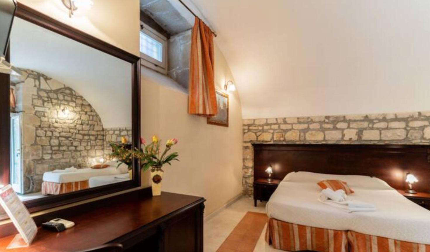 موديكا Palazzo Il Cavaliere B&B De Charme المظهر الخارجي الصورة