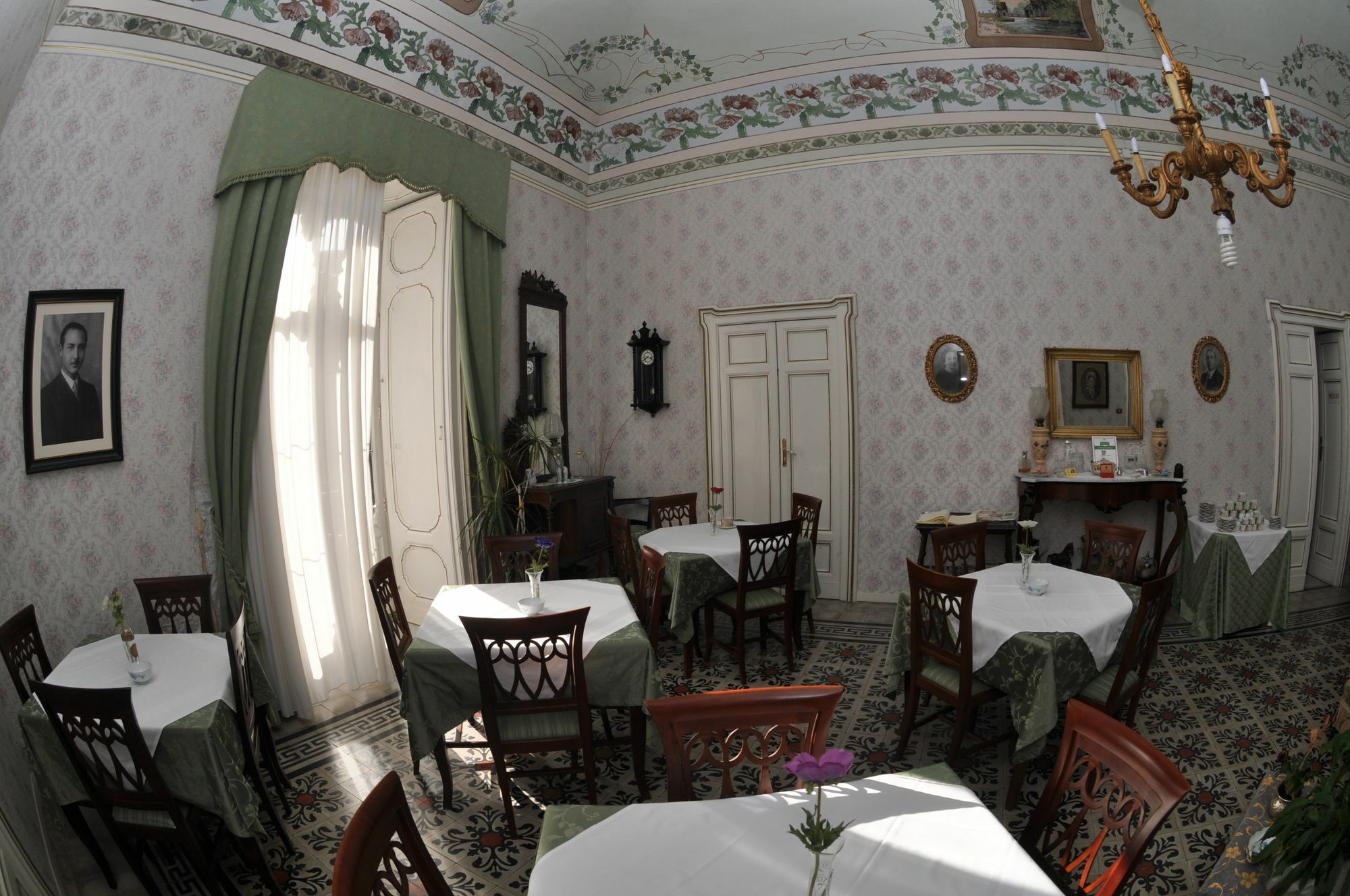 موديكا Palazzo Il Cavaliere B&B De Charme المظهر الخارجي الصورة